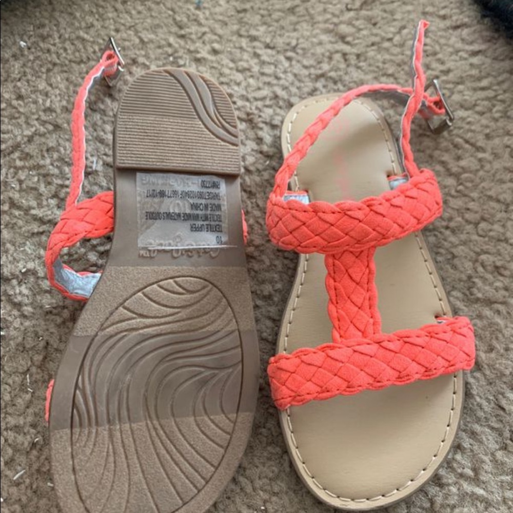 Girls sandles - Picture 2 of 2